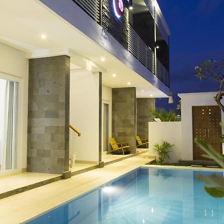 Kubu Kutus Appartement Canggu Buitenkant foto